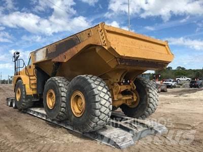 CAT 745C Liigendraamiga pinnaseveokid