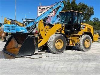CAT 938M Rataslaadurid