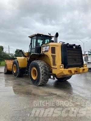 CAT 966M Rataslaadurid