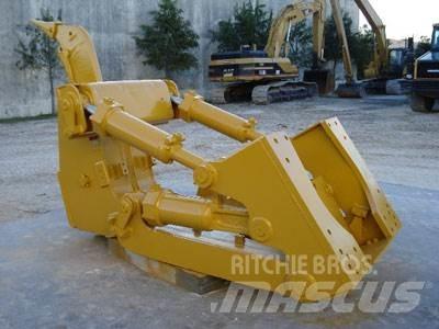 CAT D8T/R/N Ripper, S/S Muud osad