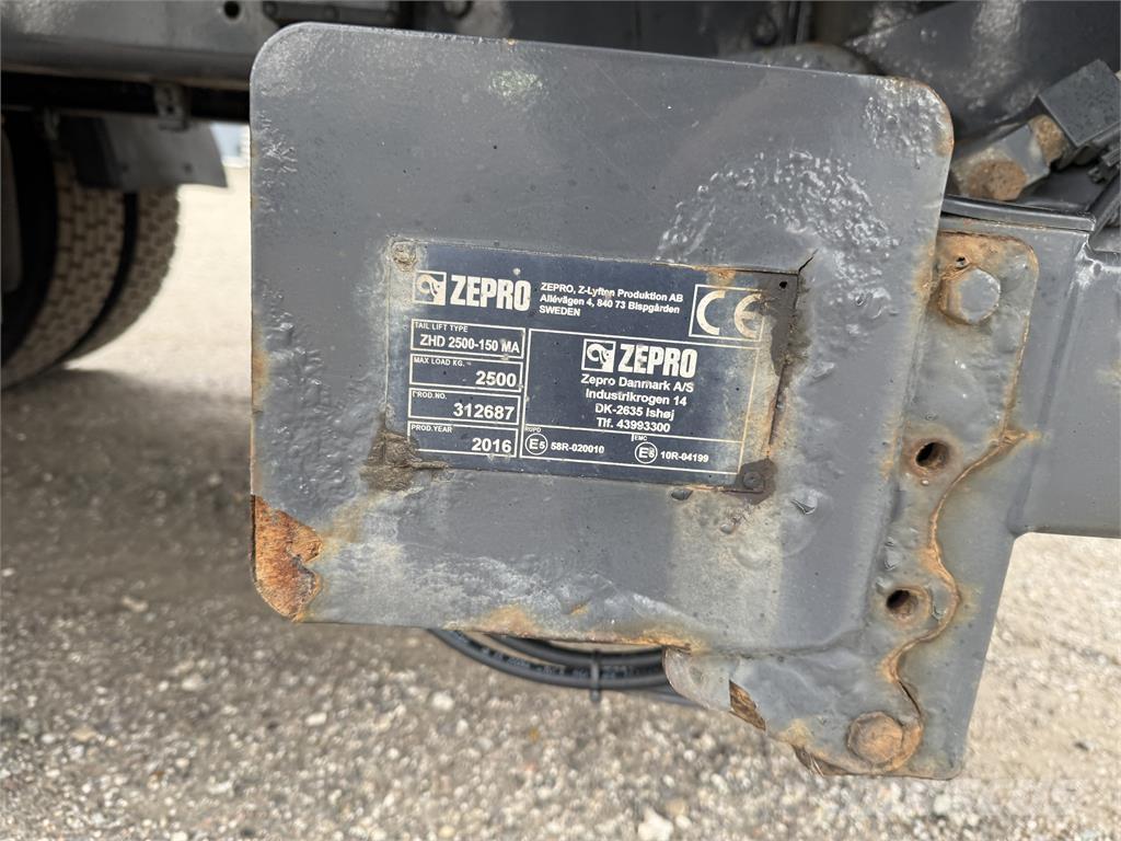 Scania G320 4x2 Tentautod