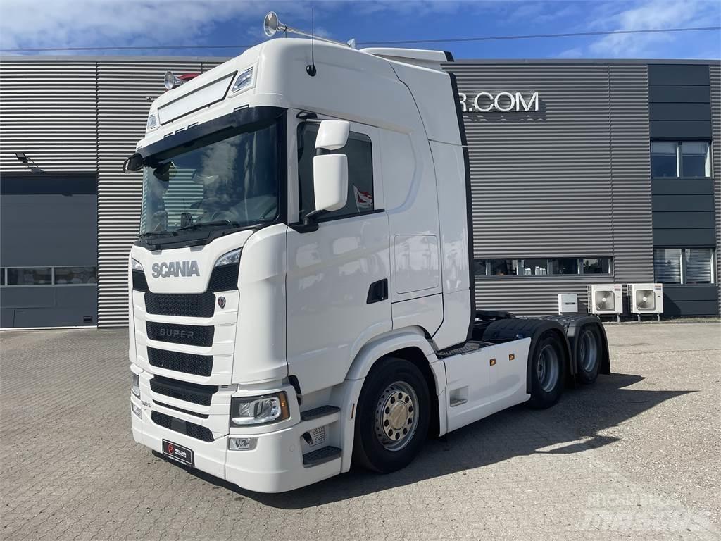 Scania S560 2950 Sadulveokid
