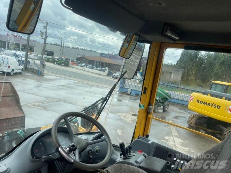 Volvo L 90 E Rataslaadurid