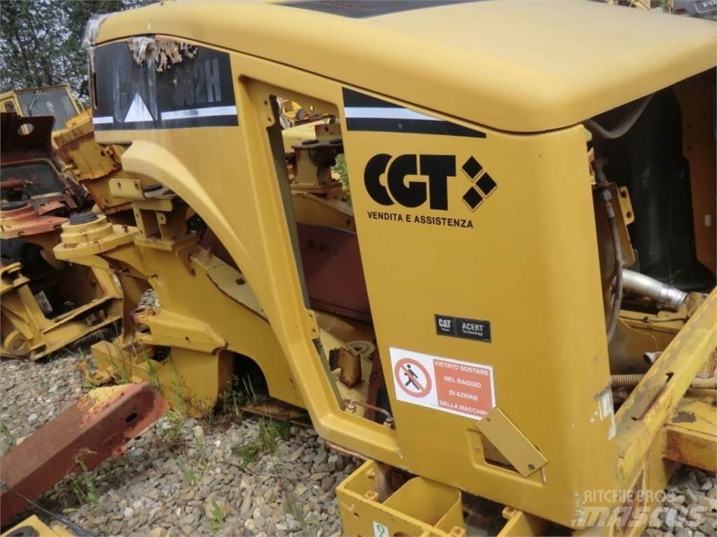 CAT 962H Raamid