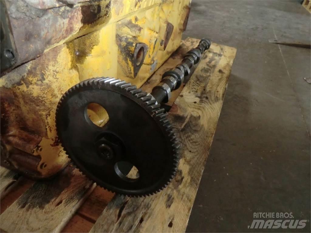 CAT D333 Mootorid