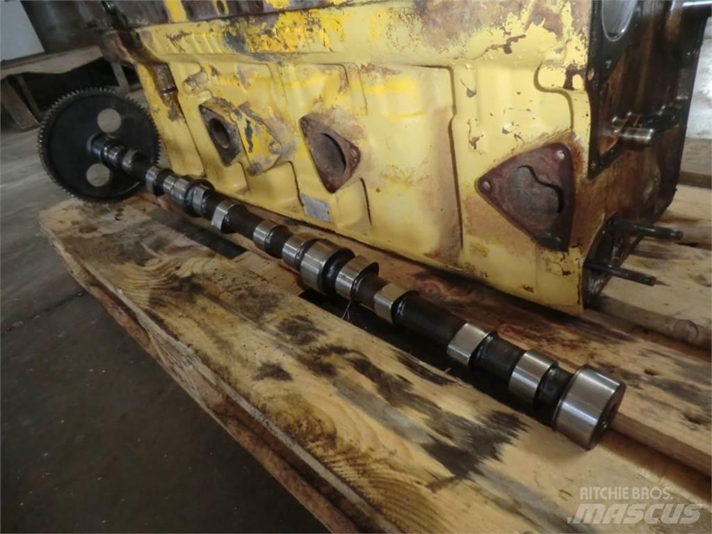 CAT D333 Mootorid