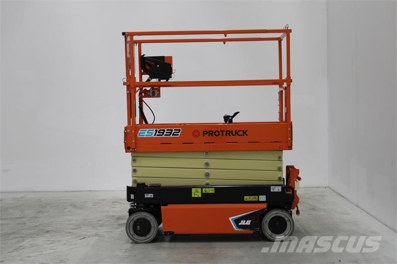 JLG R1932 Käärtõstukid