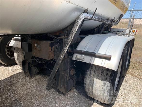 Etnyre STEEL 7,500 Tsistern poolhaagised