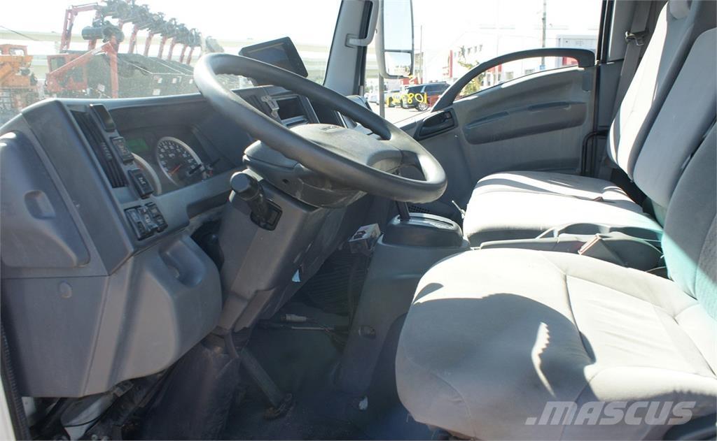 Isuzu NRR Prügiautod