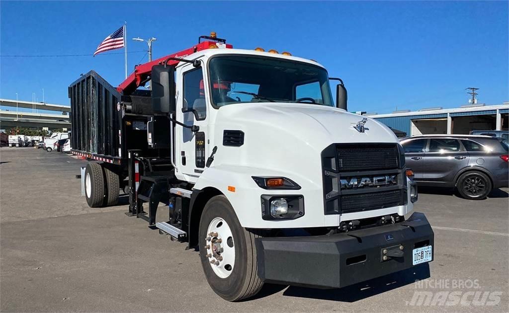 Mack MD7 Haaratsid