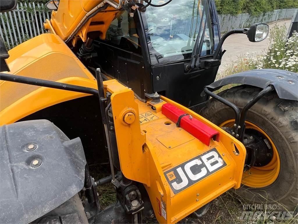 JCB 536-95 Põllumajanduslikud teleskoopkäitlejad