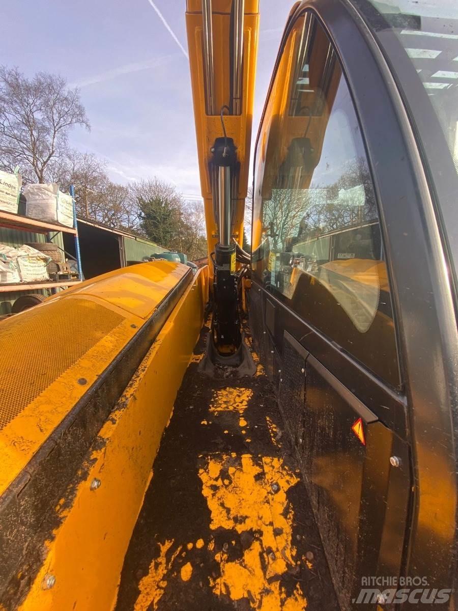 JCB 542-70 Põllumajanduslikud teleskoopkäitlejad