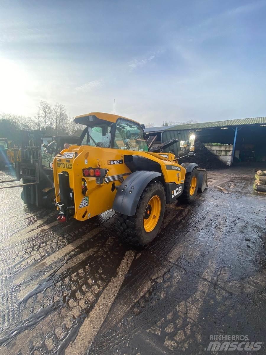 JCB 542-70 Põllumajanduslikud teleskoopkäitlejad