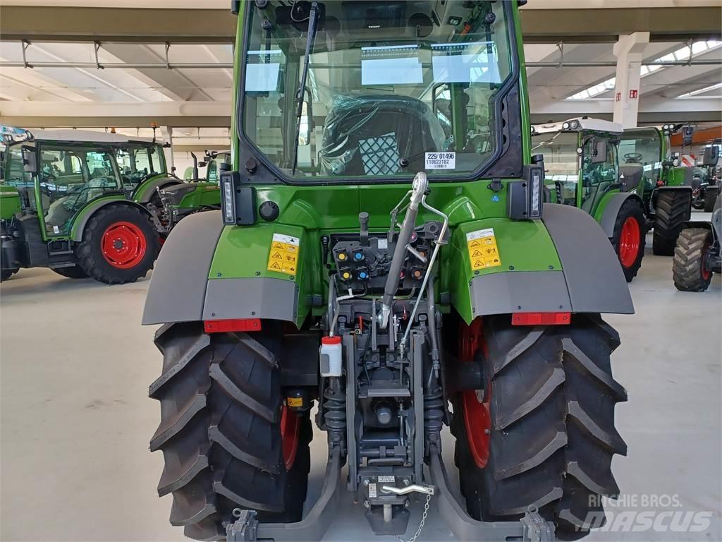 Fendt 211F Traktorid