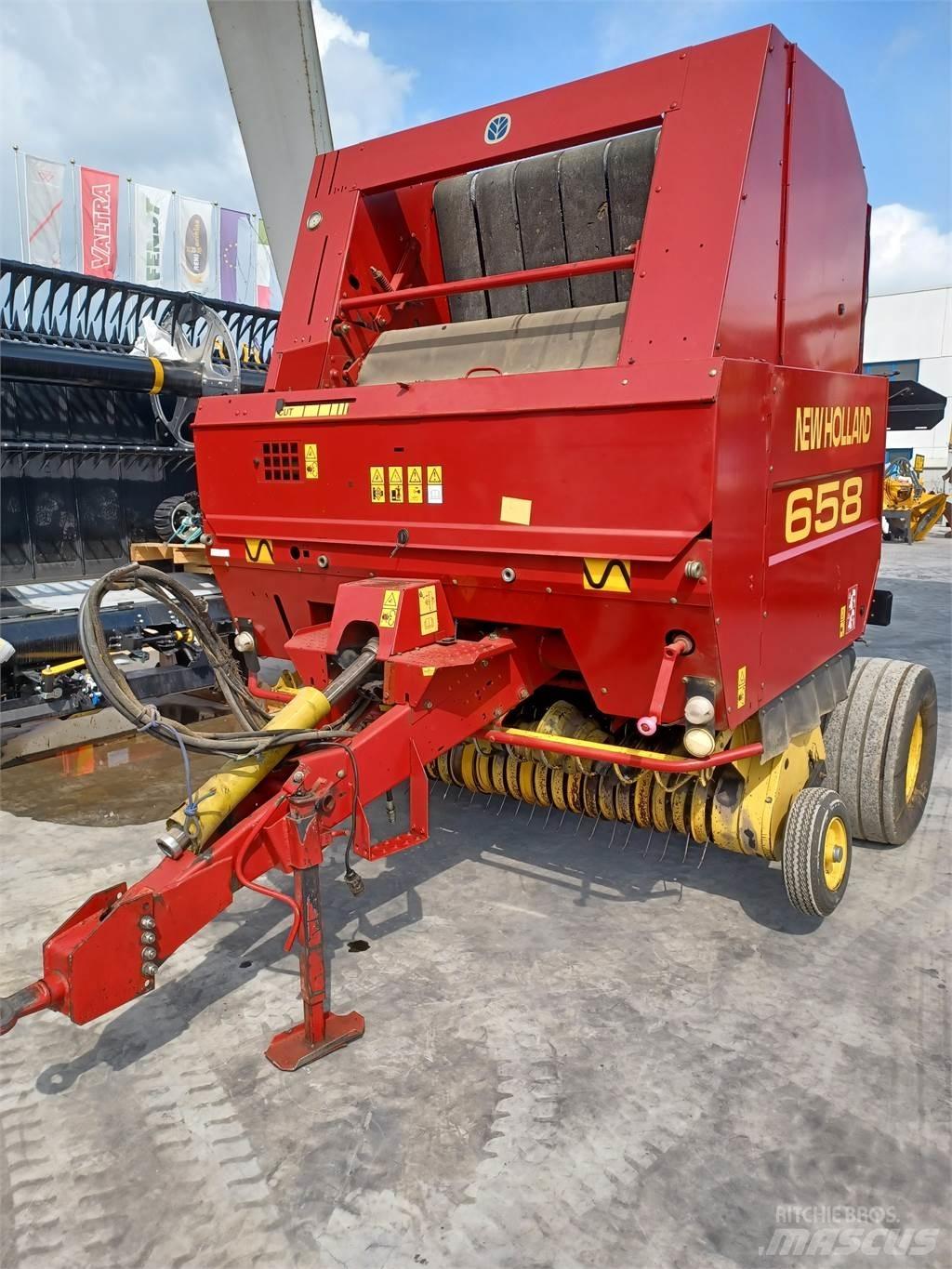 New Holland 658 Ruloonpressid