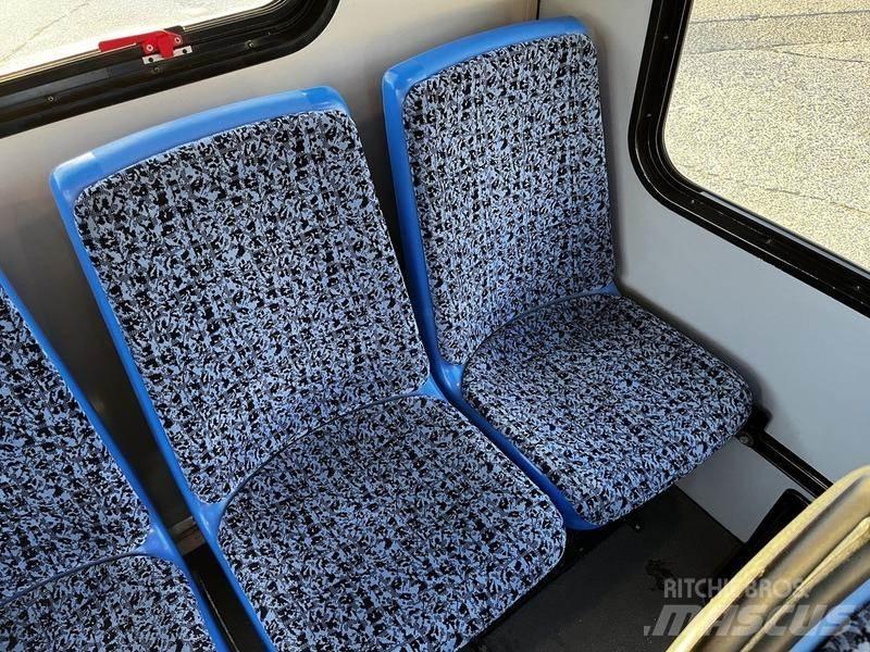 Chevrolet Express Väikebussid