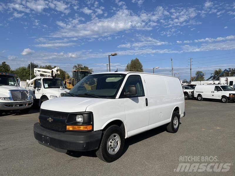 Chevrolet Express Kaubikud