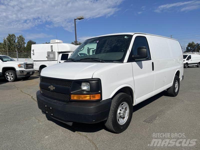 Chevrolet Express Kaubikud