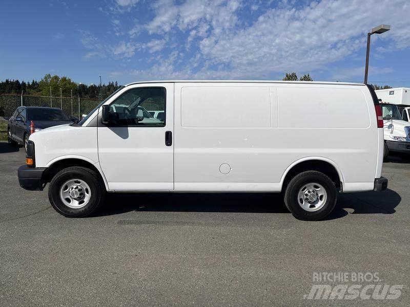 Chevrolet Express Kaubikud