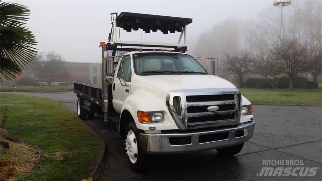 Ford F-750 Madelautod