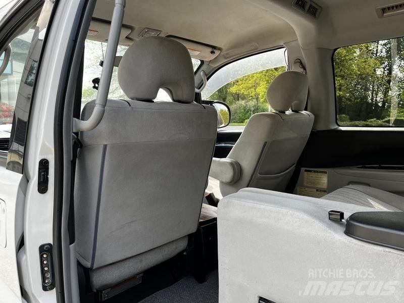 Mitsubishi Delica Sõiduautod