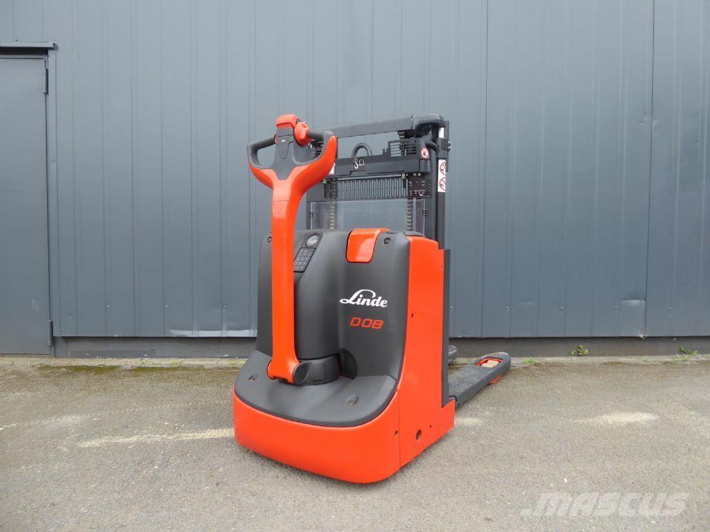 Linde D08 Järelkäidavad virnastajad