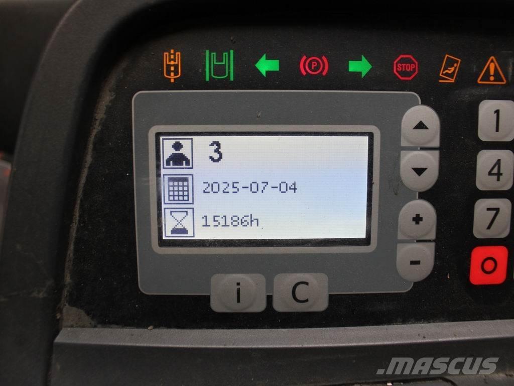 BT RRE 140 Lükandmastiga tõstukid