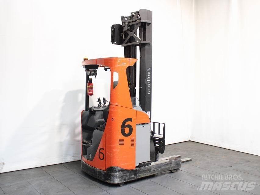 BT RRE 160 Lükandmastiga tõstukid