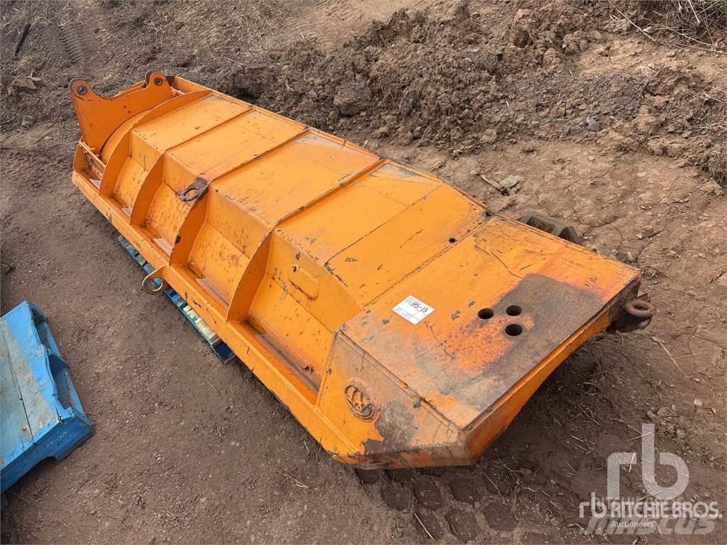  11 ft Snow Wing Muud teekoristamise ja lumekoristamise masinad