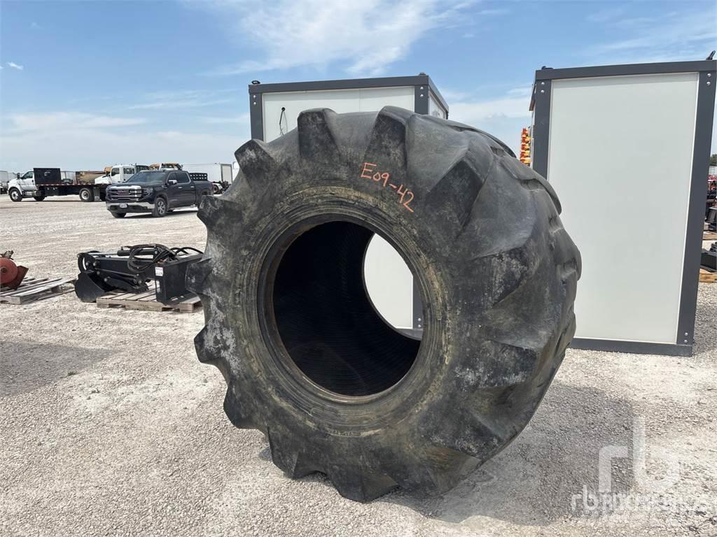  78x45.00-32 Rehvid, rattad ja veljed