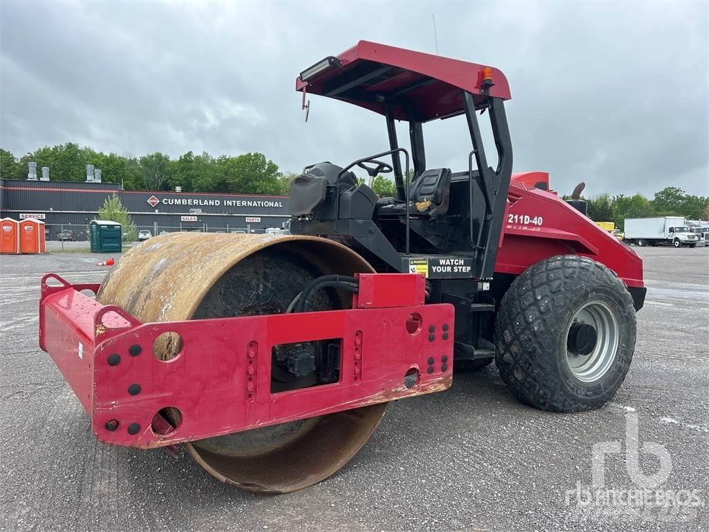 Bomag BW211D-40 Pinnasetihendajad