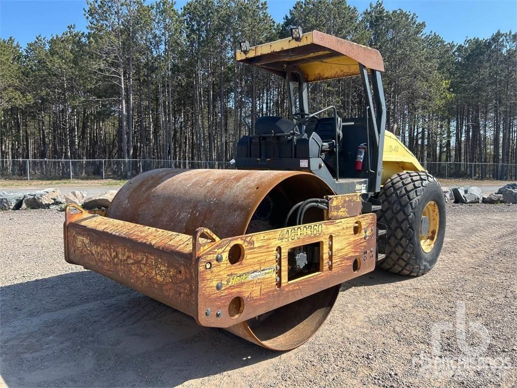 Bomag BW211D-40 Pinnasetihendajad