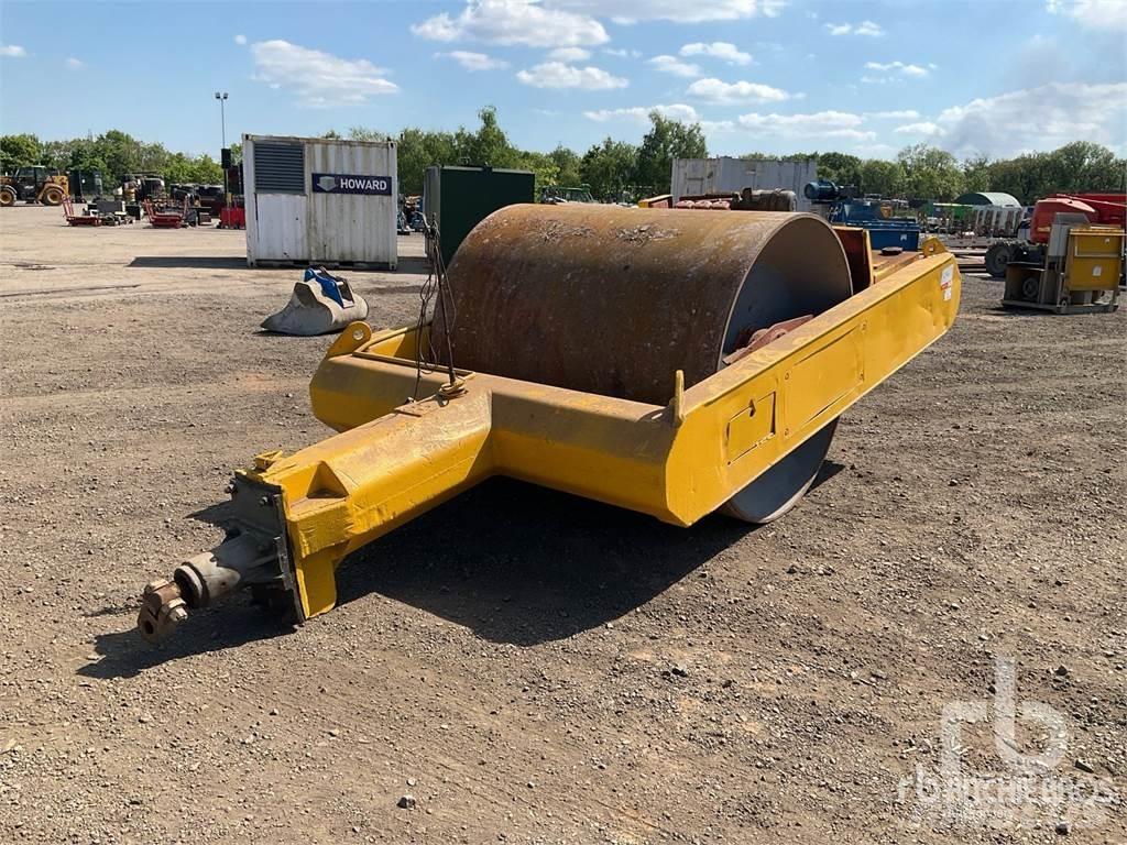 Bomag Towable Pinnasetihendajad