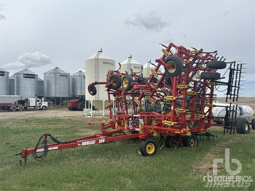 Bourgault 8910 Kultivaatorid