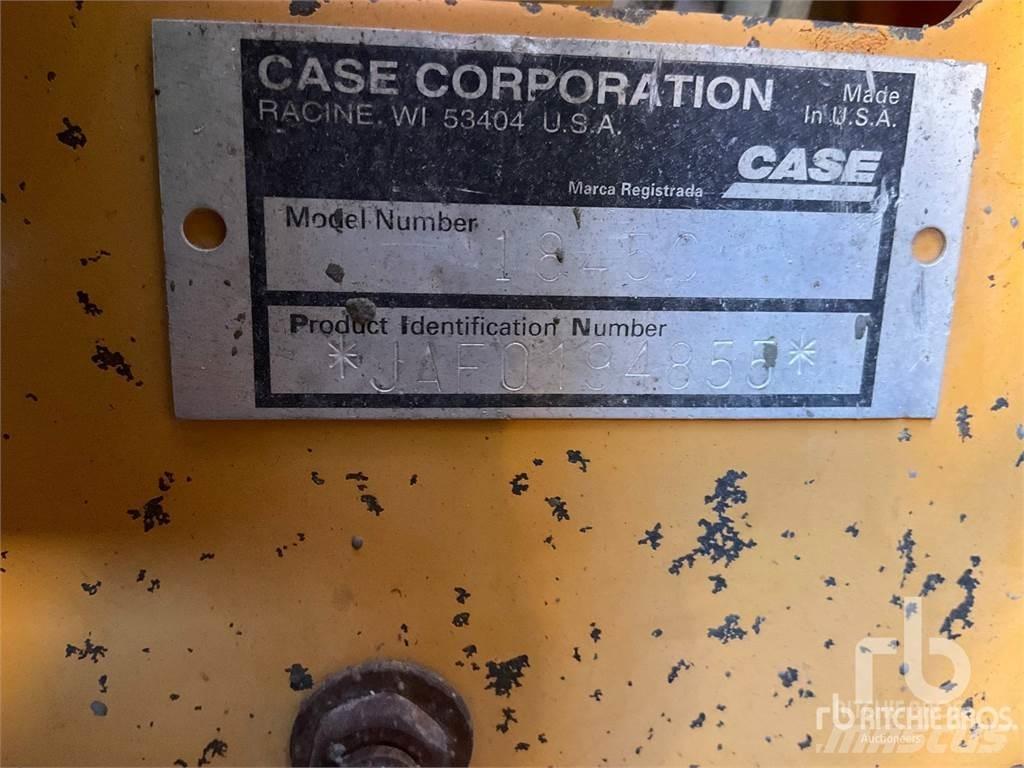 CASE 1845C Kompaktlaadurid