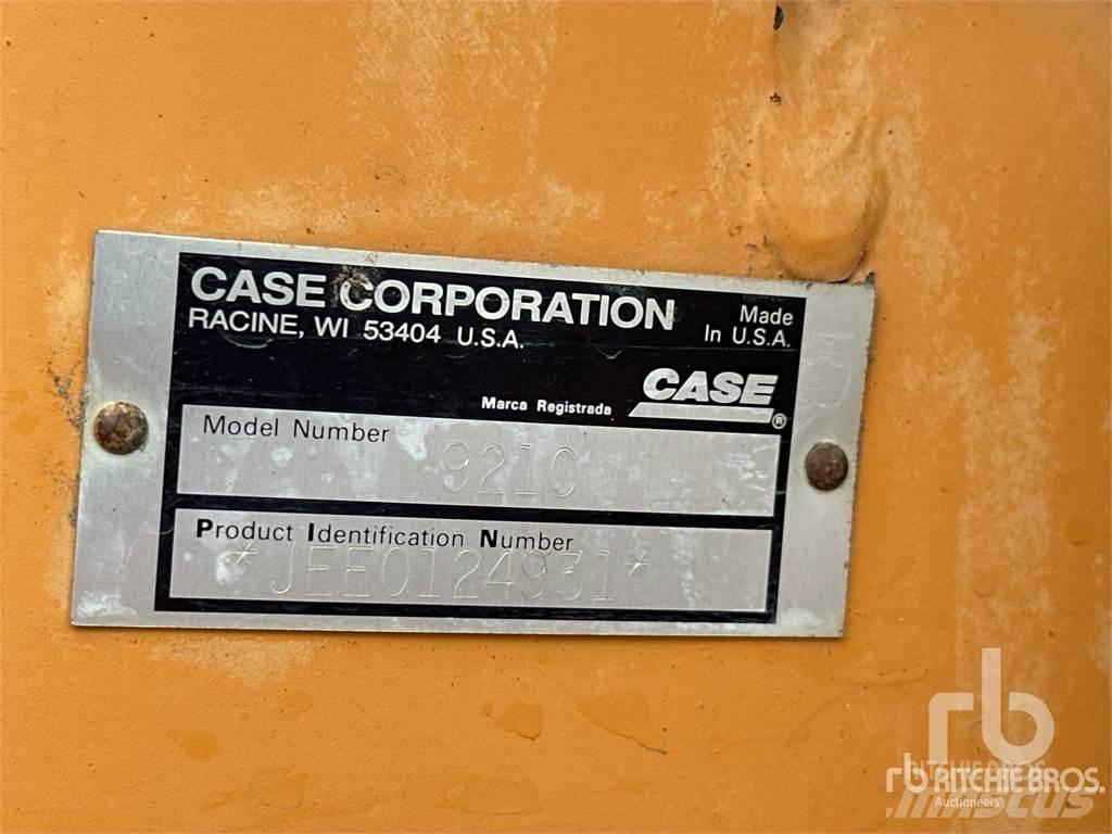 CASE 921C Rataslaadurid