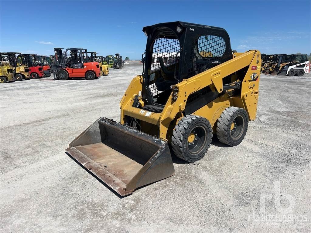 CAT 226D C1-H2 Kompaktlaadurid