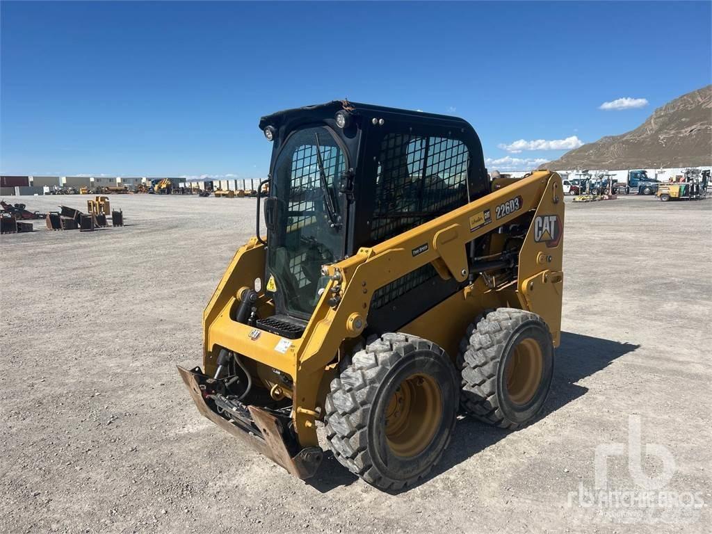CAT 226D3 Kompaktlaadurid