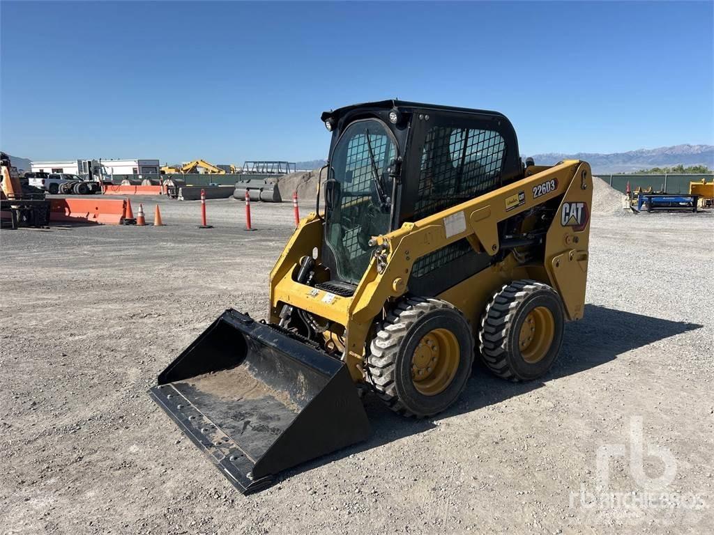 CAT 226D3 Kompaktlaadurid