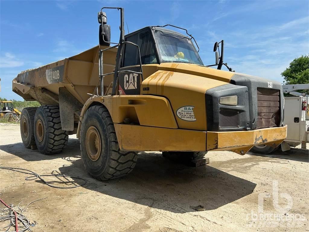 CAT 740B Liigendraamiga pinnaseveokid