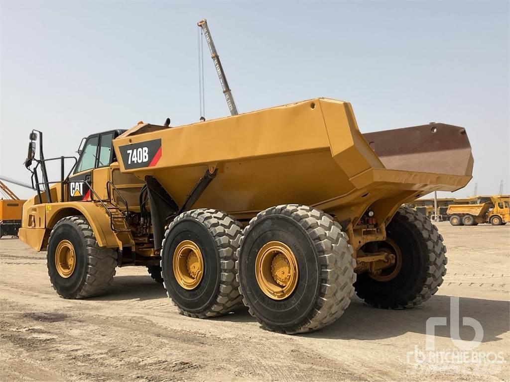 CAT 740B Liigendraamiga pinnaseveokid