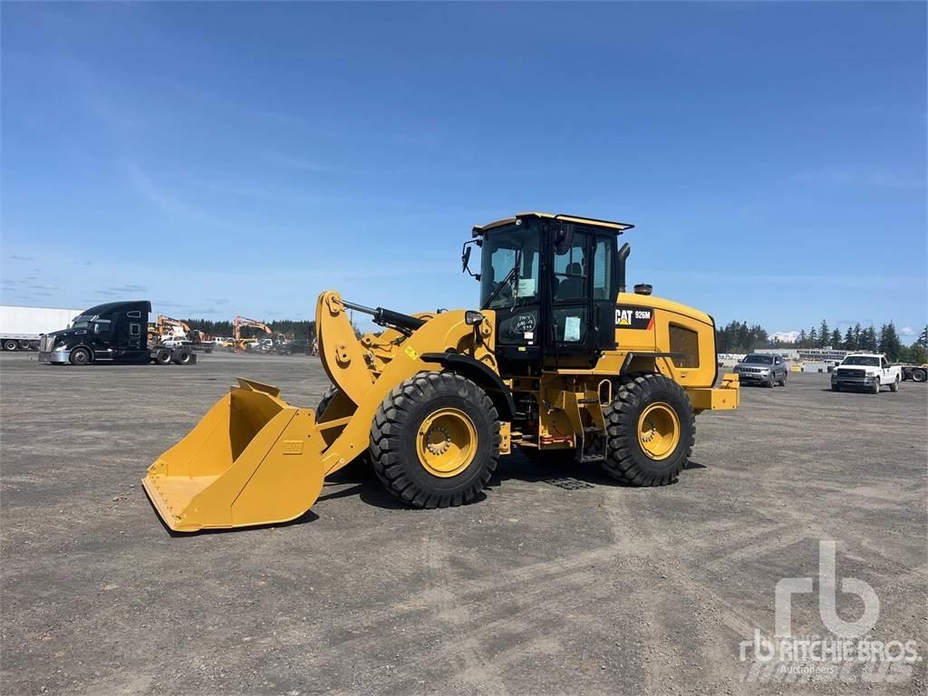 CAT 926 Rataslaadurid