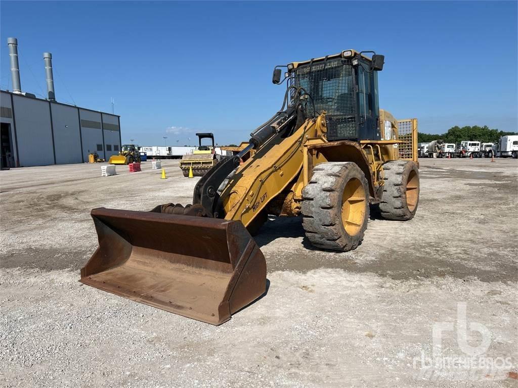 CAT 930G Rataslaadurid
