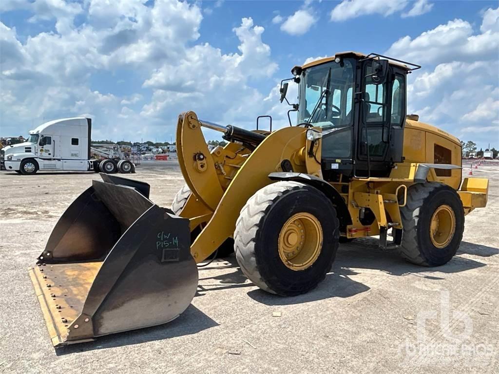 CAT 938M Rataslaadurid