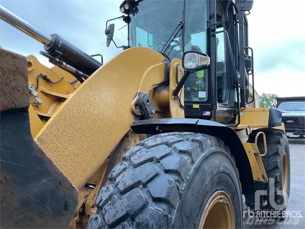 CAT 938M Rataslaadurid