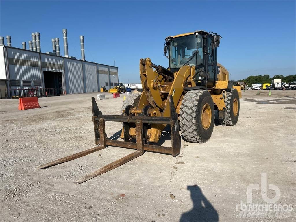 CAT 938M Rataslaadurid