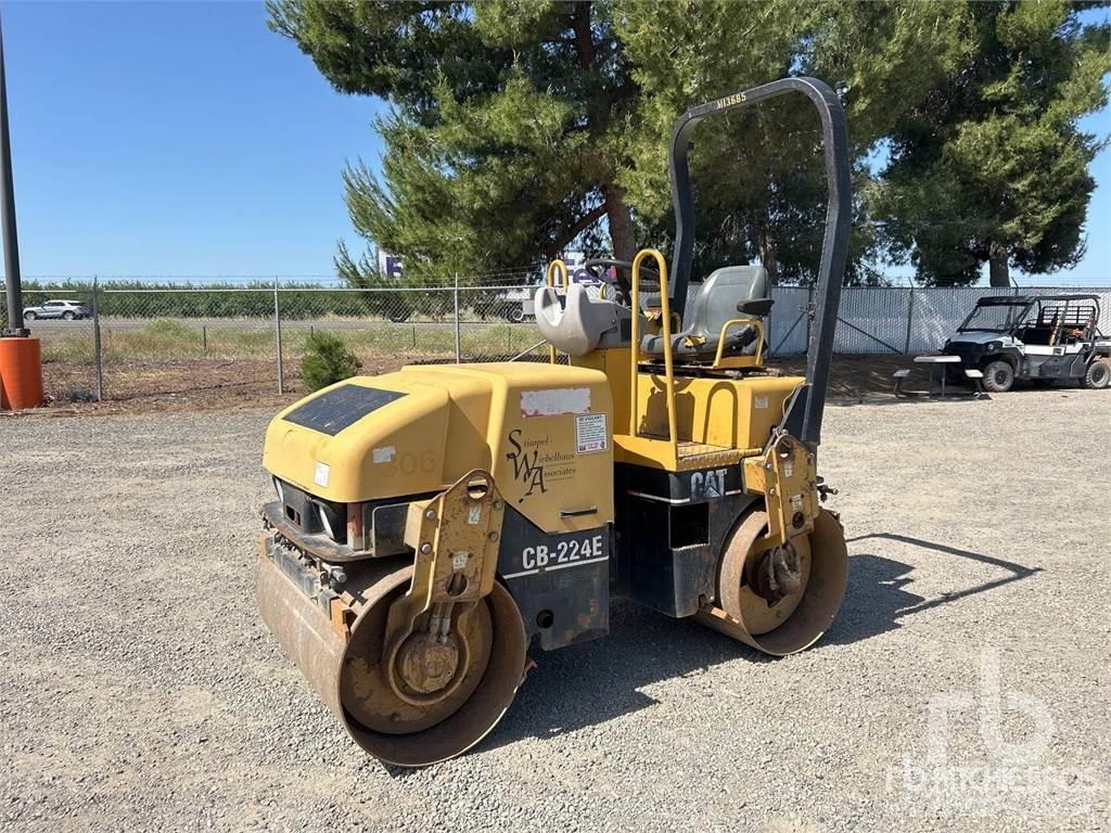 CAT CB224E Tandemrullid