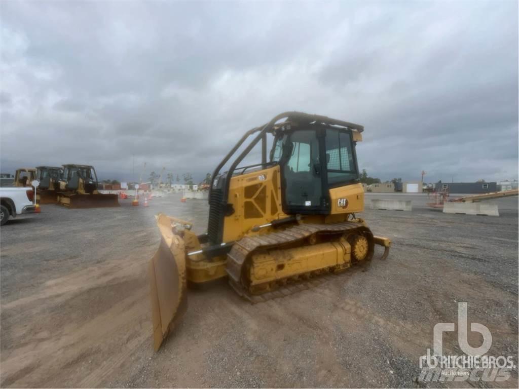 CAT D3 Buldooserid