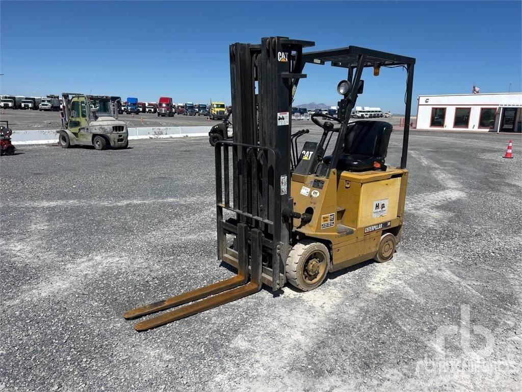 CAT EC15 Elektritõstukid
