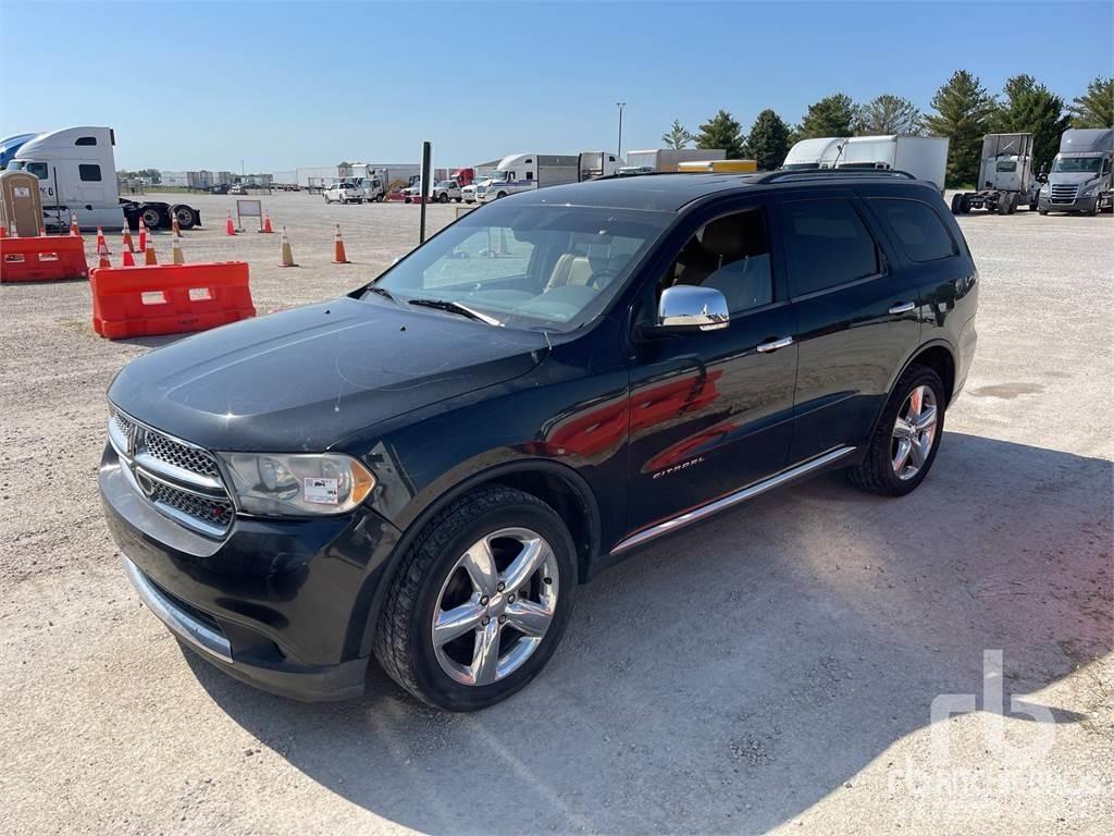 Dodge DURANGO Madelkaubikud